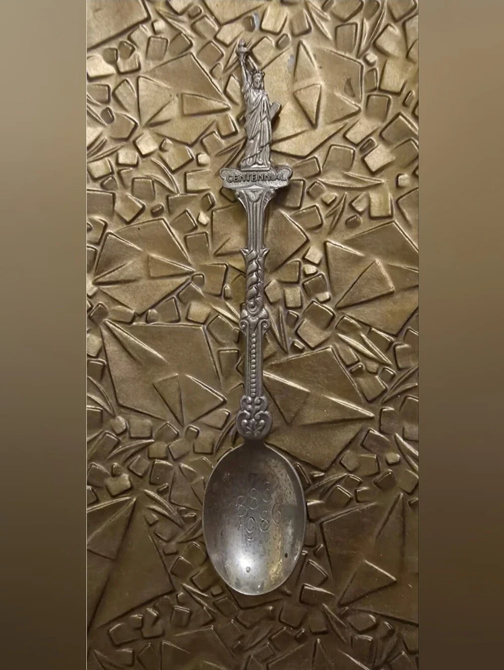 Decorative Silver-Tone Spoon Blue Delft Co. Inc. 1986 Centenial Memorabilia